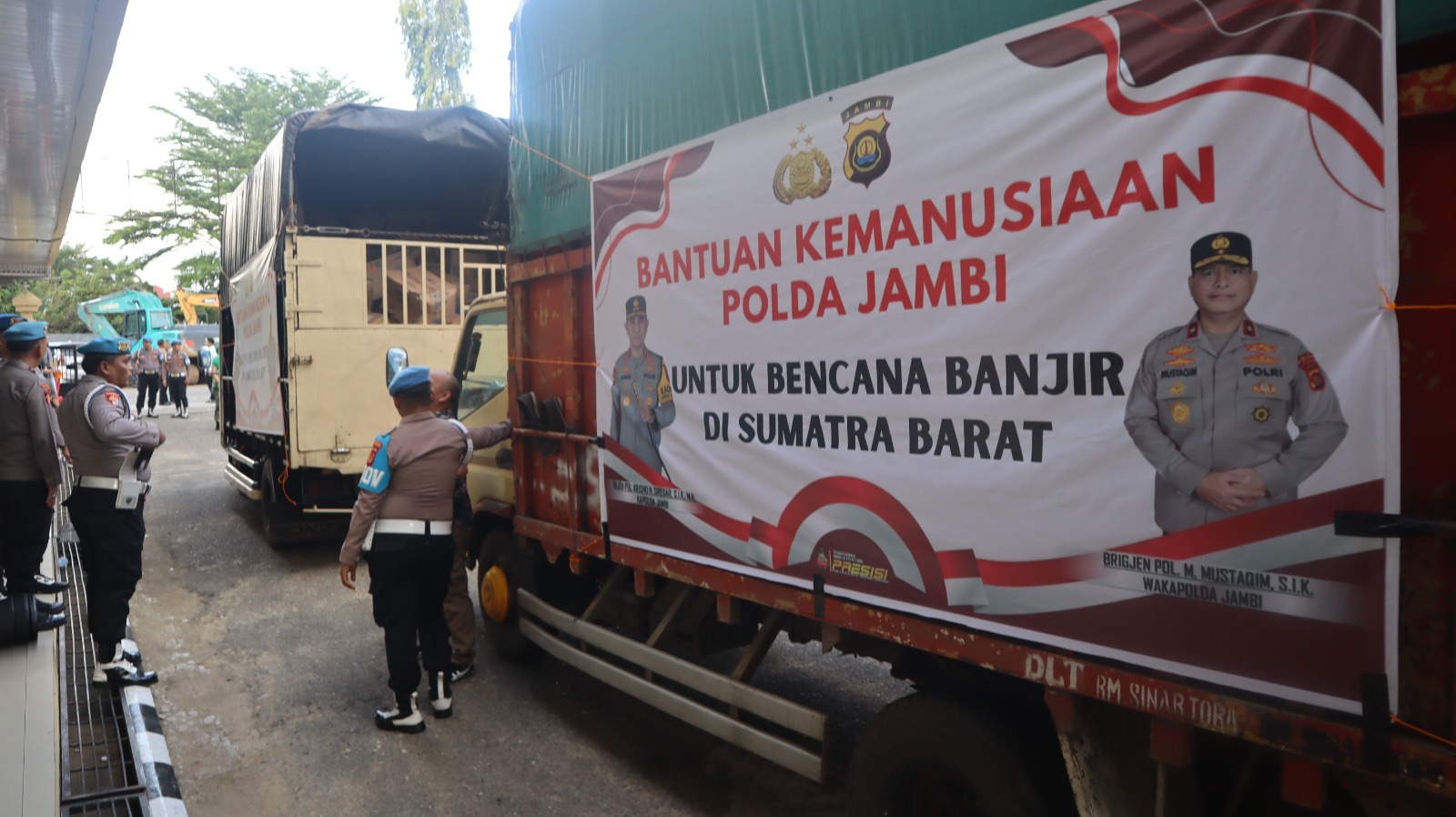 Polda Jambi melalui Polres Bungo resmi melepas bantuan kemanusiaan untuk korban bencana alam di Provinsi Sumatra Barat.